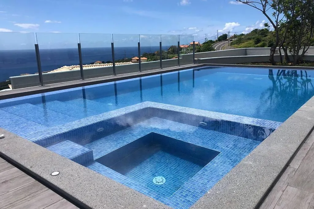 Villa Pinheira IV -Heated Swimming Pool And Jacuzzi Calheta  Portugal