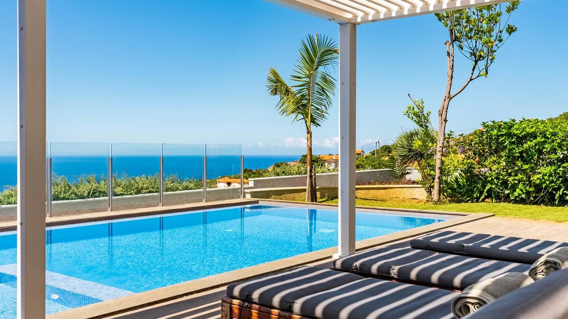 Villa Pinheira IV -Heated Swimming Pool And Jacuzzi 칼례타