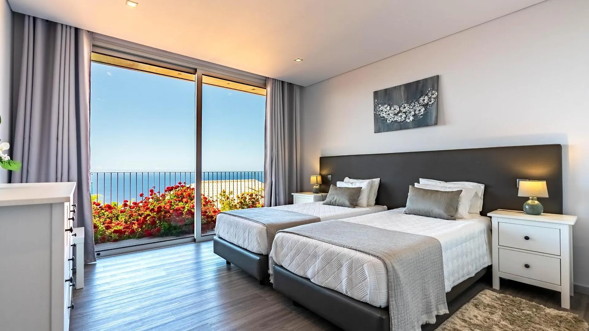 Villa Pinheira IV -Heated Swimming Pool And Jacuzzi Calheta  0*, Calheta (Madeira) Portugal