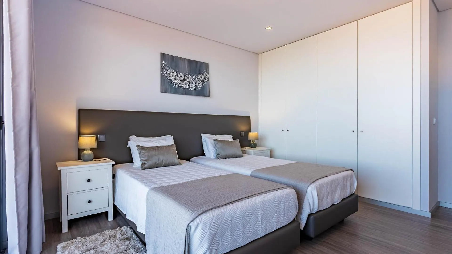 Villa Pinheira IV -Heated Swimming Pool And Jacuzzi Calheta  0*, Calheta (Madeira)